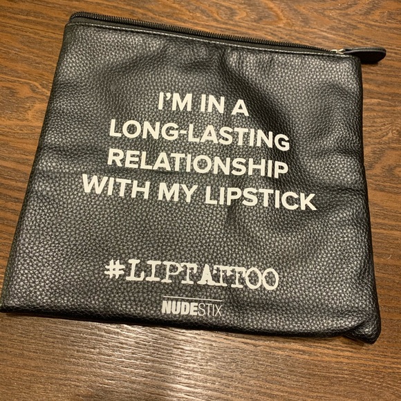 LIMITED EDITION Nudestix Makeup Bag - Picture 2 of 5